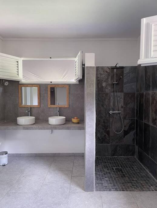 Spacieux Appartement A La Villa Montagne لو كاربيت المظهر الخارجي الصورة